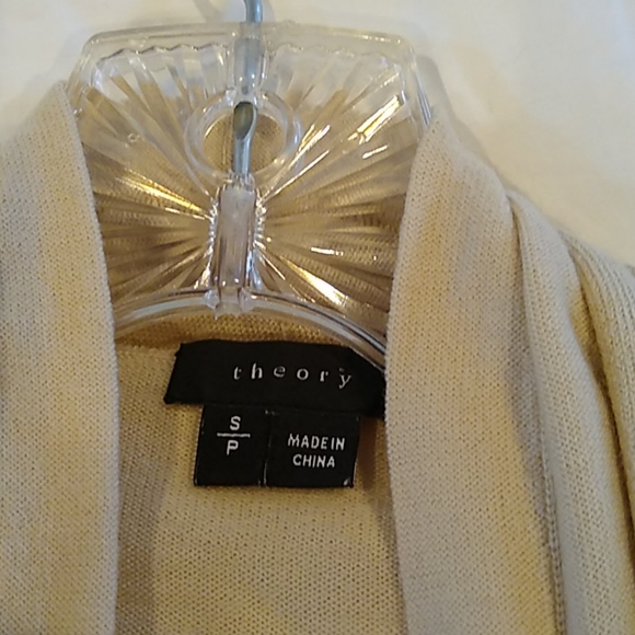 Theory beige sweater with ribbed sleeves - Picture 3 of 5